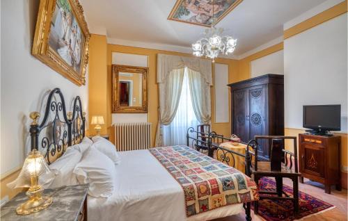 Foiano della Chiana House | Elegant Villa Pieve in Lucignano - 5-Star Guest Favorite