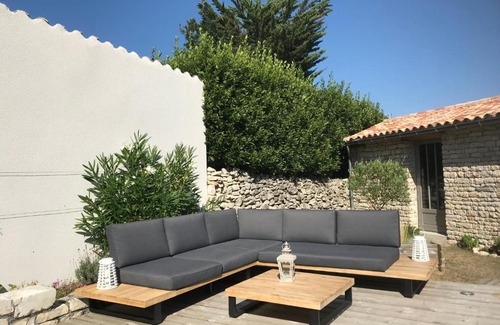 Sainte-Marie-de-Re House | Villa Pigouille: Family-Friendly Oasis with Perfect Ratings