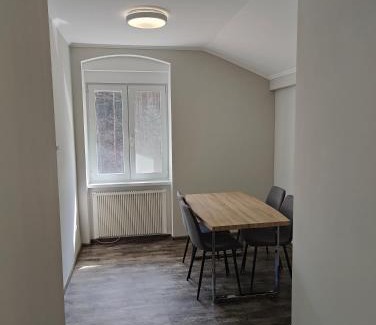 Brezova Apartment | Villa Pirken Hammer: Family-Friendly Stay with Breakfast