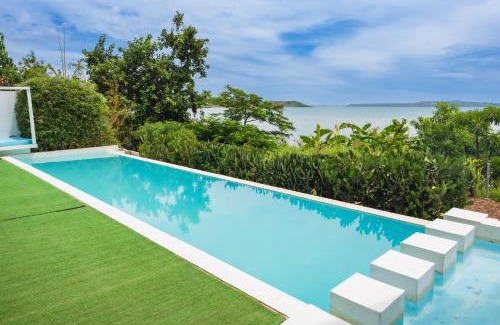 Antsiranana Villa | Inviting Villa with Pool and Ocean View in Diego Suarez