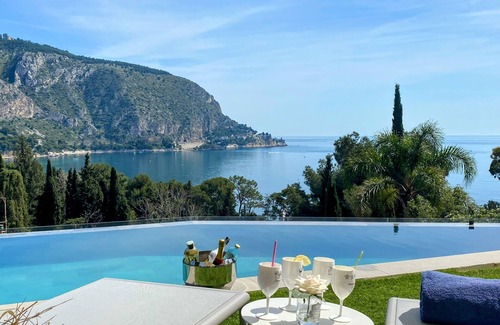 Eze House | Cozy Villa Piscine with Ocean Views and Private Pool