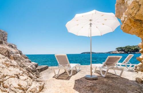 Stikovica Villa | Escape to Oceanfront Villas in Zaton, Croatia - 4 Star Stay