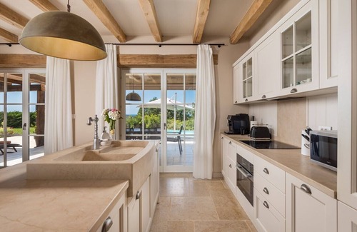 Bale Villa | Villa Plava: Panoramic Seaview with Infinity Pool & EV Charger
