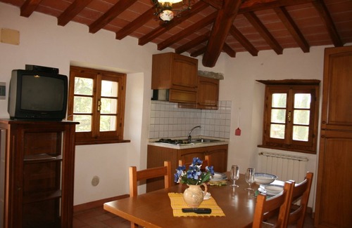 Podere Viti Villa | Discover Villa Pozzonovo: Historic Farmhouse Near Castiglion Fioren
