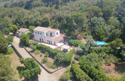 Portoferraio Villa | Villa Podere I Cavalieri: Guest Rated 9.5 with Ocean Views