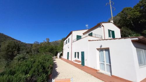 Portoferraio Villa | Villa Podere I Cavalieri: Guest Rated 9.5 with Ocean Views