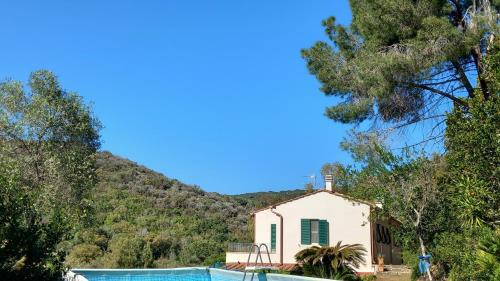 Portoferraio Villa | Villa Podere I Cavalieri: Guest Rated 9.5 with Ocean Views