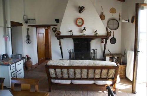 Il Poggio Villa | Villa Podere Isabella: Pet-Friendly Retreat with Pool