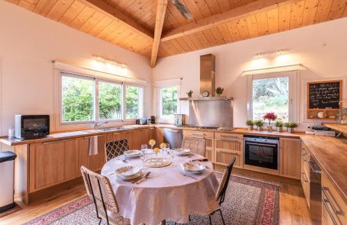 Monacia-d'Aullene House | Villa Pol & Dod: Scenic Views with Pool Access