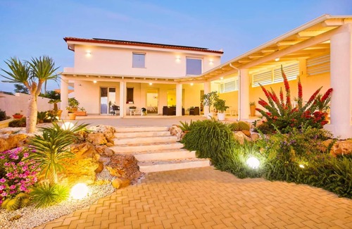 Petrosino Villa | Villa Pomelia: Relaxing Retreat with Private Pool & Spa
