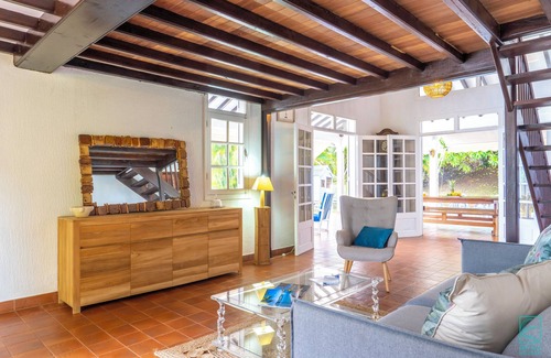 Trois-Rivieres Villa | Villa pool panoramic sea view