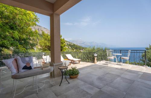 Mimice Villa | Relaxing Villa Porto Mimice with Private Pool and Gym