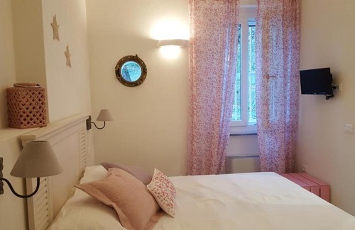 Bocca di Magra House | Guest Favorite Villa Porto sul Magra: Family & Pet Friendly