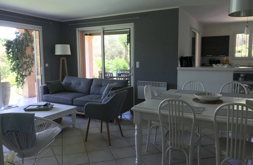 Cirendinu Villa | Villa Porto Vecchio: Heated Pool & Oceanfront Oasis