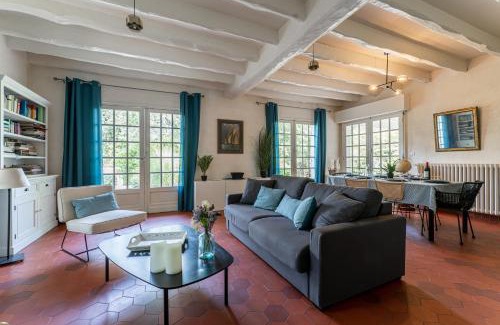 Pyla-sur-Mer House | Family-Friendly Villa Poseidon Near the Bassin, 4 Stars