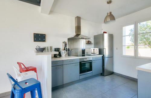 La Flotte House | Inviting Villa with Pool in La Flotte en Ré - Rated 9.5/10