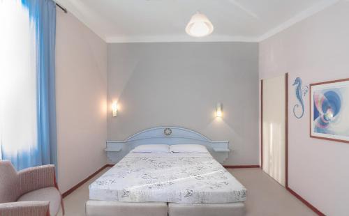 Riva Trigoso House | Cozy Oceanfront Villa Pozzi: Pet-Friendly with Breakfast