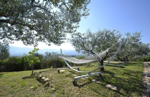 San Brizio Villa | Historic Villa Prestigio Grande with Private Pool & Breakfast