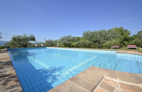 San Brizio Villa | Historic Villa Prestigio Grande with Private Pool & Breakfast