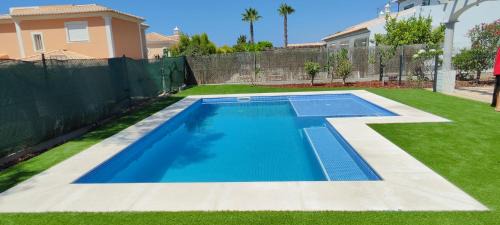 Figueiral Apartment | Family-Friendly Villa Pretty: Rated 9.6/10 by Guests