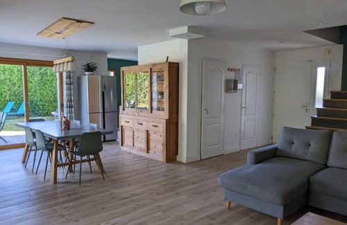 Thonon-les-Bains Villa | Tranquil Villa with Pool and Garden Near the Lake