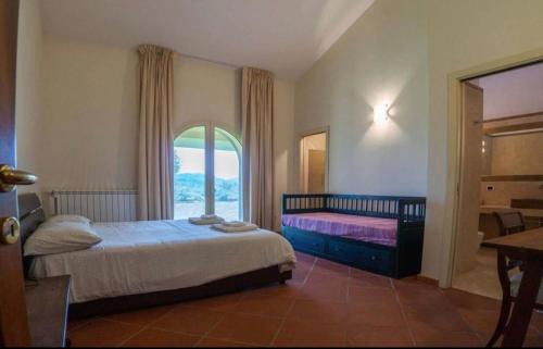 Campagnano di Roma Villa | Villa Profumo: A 4-Star Oceanfront Escape with Pool