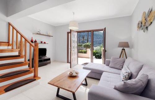 Katokhorion Villa | Family-Friendly Getaway at Villa Prolithia 1