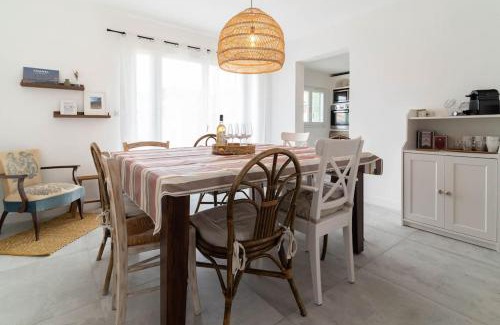 Velaux House | Inviting Villa Provençale with Pool for a Relaxing Getaway