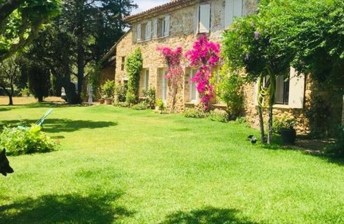 Grimaud Villa | Family-Friendly Villa Provençale with Pool & Ocean View