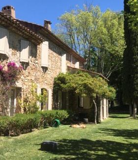 Grimaud Villa | Family-Friendly Villa Provençale with Pool & Ocean View