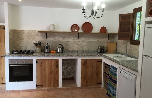Montefrio Villa | Villa Puente Romano: Private Pool & Scenic Garden Retreat