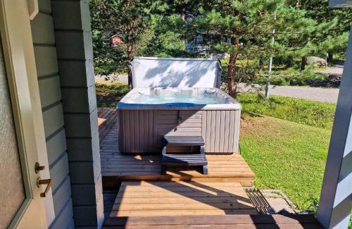 Jamsa Villa | Villa Punahilkka - Family-Friendly Retreat in Länsi-Himos