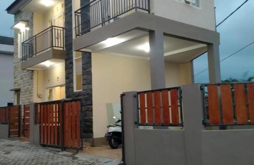 Beji Villa | Beautiful Villa Puri Indah: Pet-Friendly Oasis with Pool