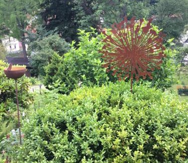 Bad Grund House | ```html
Villa Pusteblume: Guest Rated 10/10 with Breakfast & Kitchen
```