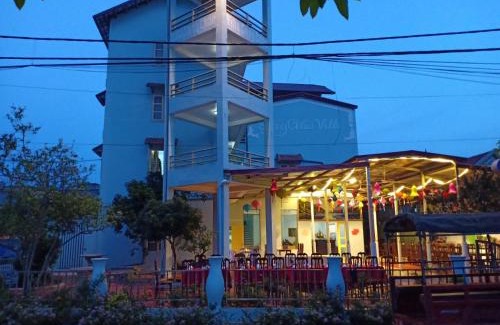 Van Don Hotel | Quaint Song Châu Villa Quan Lạn with Ocean View & Breakfast
