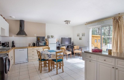 Soulac-sur-Mer Villa | Villa Quentoriane - Soulac sur Mer with Oceanfront Pool