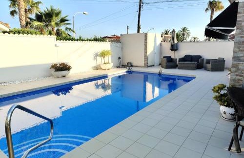 Quesada Villa | Villa Quesada: Family-Friendly Retreat with Pool & Pets Welcome