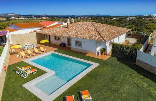 Vale de Carro Villa | Exceptional Villa Quinta dos Abacates with Private Pool