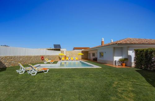 Vale de Carro Villa | Exceptional Villa Quinta dos Abacates with Private Pool