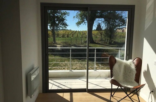 Cenac House | Villa Récente d Architecte au Cœur des Vignes