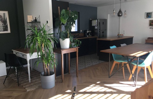 Combaillaux Villa | Inviting Villa Récente Near Beach, Perfect for Families