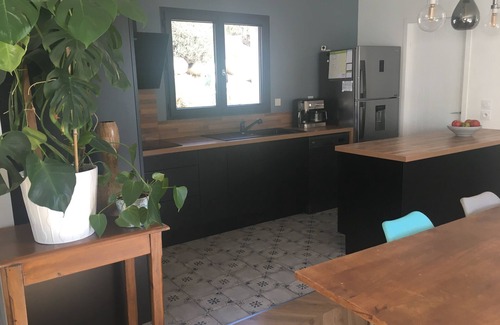 Combaillaux Villa | Inviting Villa Récente Near Beach, Perfect for Families