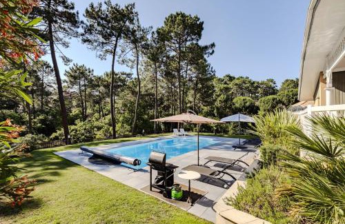 Lacanau-Ocean Villa | Renovated Villa with Heated Pool, Steps from the Ocean