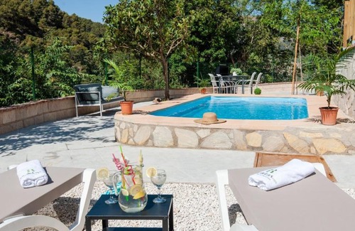 Quesada House | Discover Villa Río Béjar Quesada with Private Pool Access