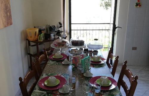 Rende Bed & Breakfast | Cozy Villa Rachele Rende B&B: Pet & Child Friendly Stay