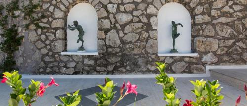 Tiberio Villa | Villa Raffaella: 4-Star Oceanfront Retreat with Pool
