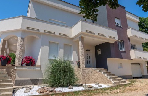 Trn Villa | Villa Ramljak: Private Pool Retreat for Memorable Getaways