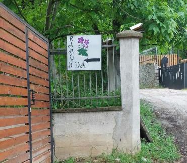 Dolna Matka Apartment | Villa Ramonda: Guest Rated 10/10 with Pet-Friendly Amenities