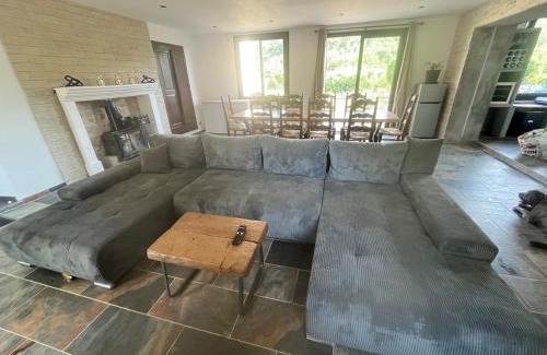 Laval-Saint-Roman Apartment | Villa Ramos