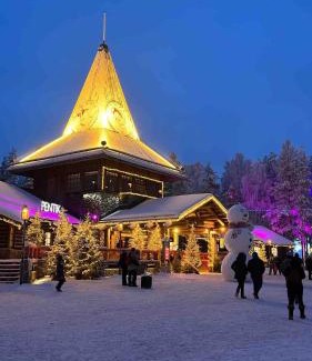 Rovaniemi Villa | Villa Ranta: Your Dream Getaway by the Oceanfront